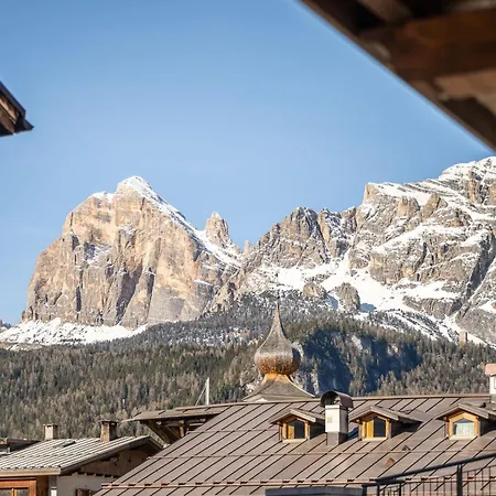 Chalet Falorie Cortina d'Ampezzo Exterior photo